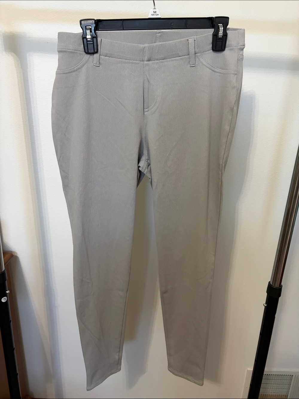 Faded Glory Jeggings
MORE COLORS LISTED
bundle for discounted offer 
L 12 - 14